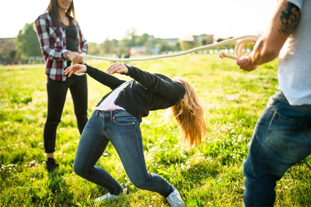 teenagers-outdoor-games