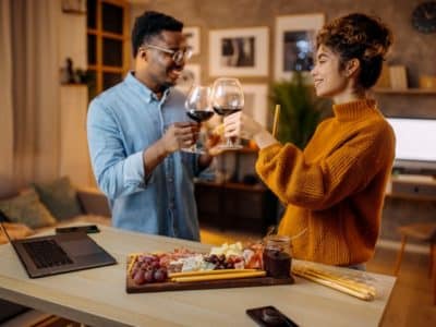 couple-having-a-romantic-dinner